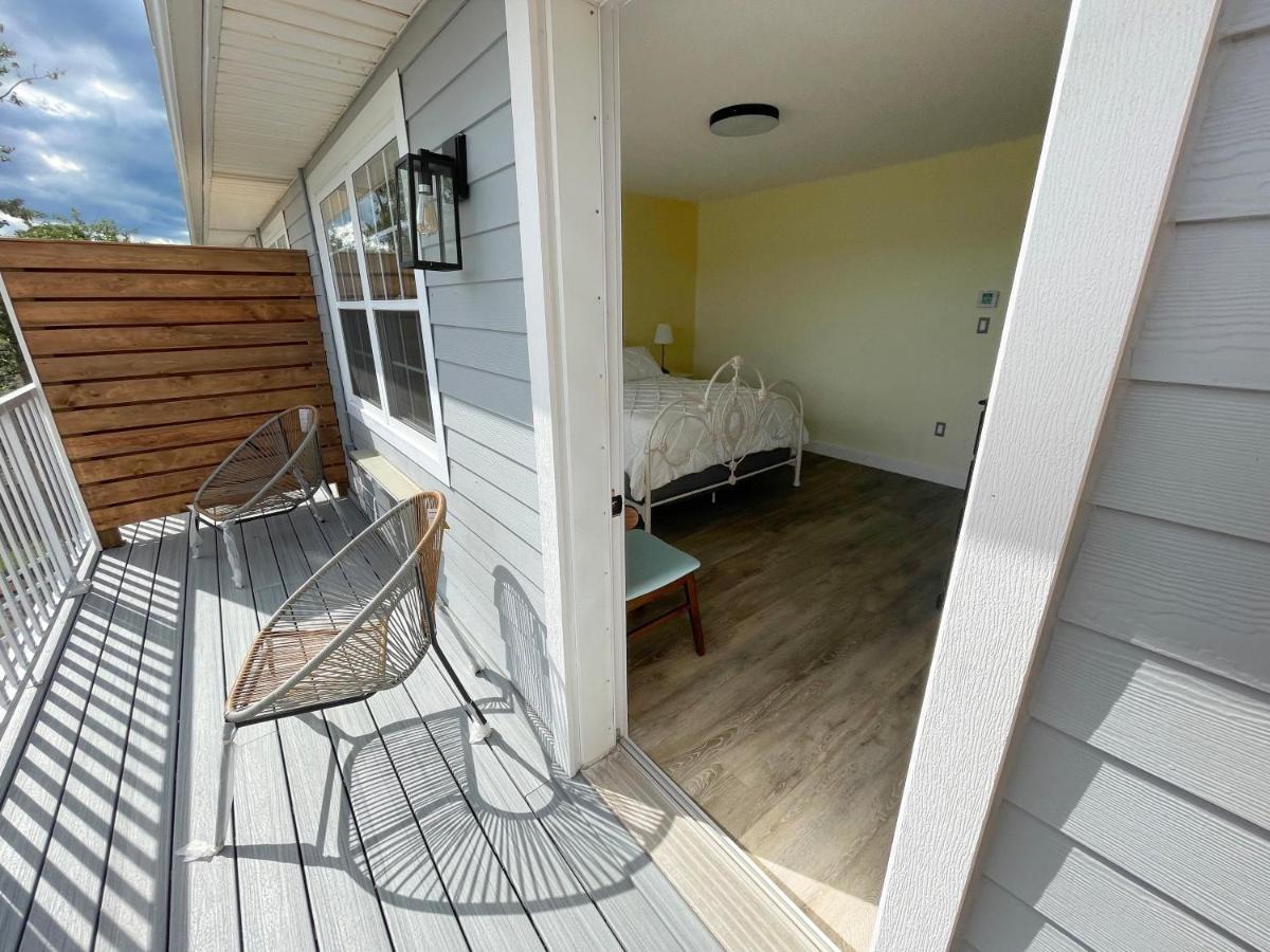 Gateway To Greenwich Suites Saint Peters Bay Exterior foto
