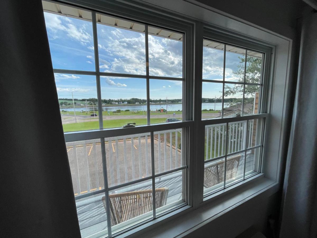 Gateway To Greenwich Suites Saint Peters Bay Exterior foto